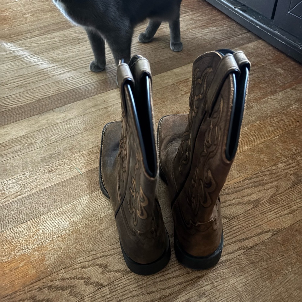 Men’s Justin Brown Boots